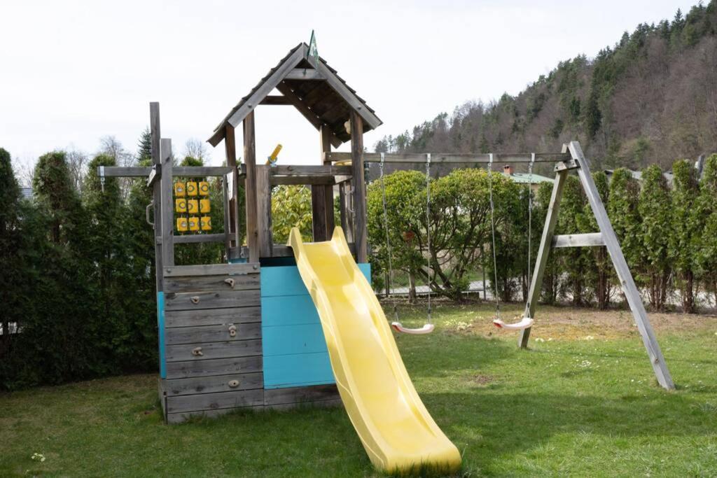 Schoenes Ferienhaus Mit Garten Pörtschach am Wörthersee Exteriör bild