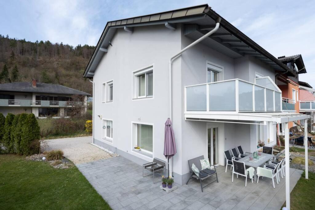 Schoenes Ferienhaus Mit Garten Pörtschach am Wörthersee Exteriör bild